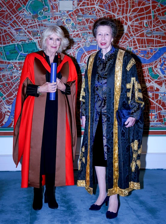 Regina Camilla premiată de Prințesa Anne, GettyImages (3) jpg