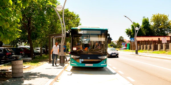 Autobuze electrice la Mangalia - premieră în judeţul Constanţa Sursa Primăria Mangalia