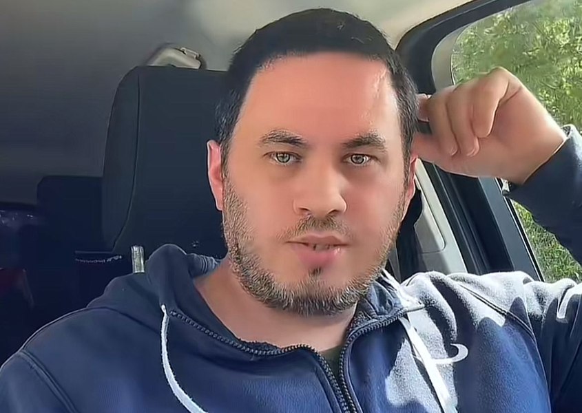 Dezamăgirea unui român întors acasă după 23 de ani în străinătate: „Ca să te descurci, trebuie să ai pile și relații”
