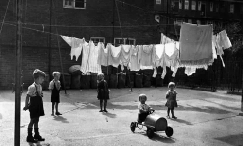 Copilăria înainte de Facebook: imagini inedite surprinse acum un secol jpeg