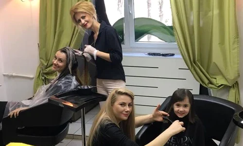 Oana Ioniţă şi a dus fetiţa la coafor jpeg