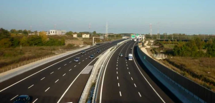 autostrada A 4 italia torino-milano