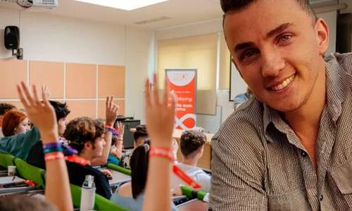 Banner Mihai Traistariu