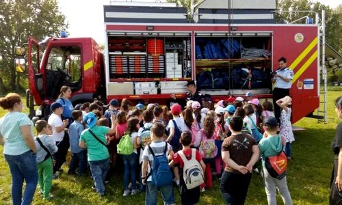 scoala altfel foto isu bucuresti