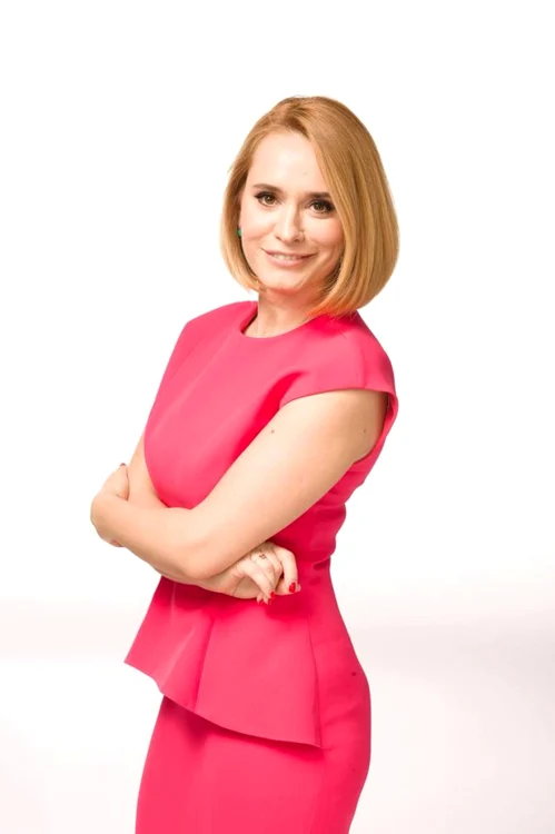 Andreea
Esca vrea să îşi cunoască mai bine telespectatorii dincolo de
ecranul televizorului FOTO Pro TV