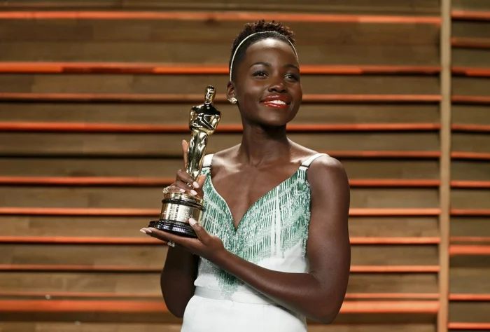 Lupita Nyong’o (33 de ani) a câştigat un trofeu Oscar, în 2014, pentru rolul din drama „12 ani de sclavie“ FOTO Getty Images