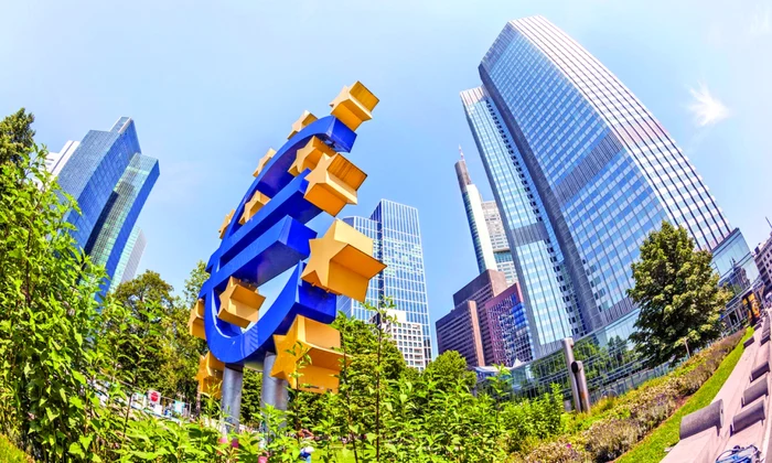 aderare euro bce frankfurt foto 123RF