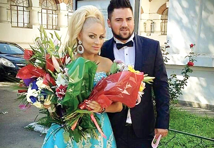 
     Sânziana Buruiană  și Nicolae Zuluf  s-au căsătorit  civil pe 3 octombrie  