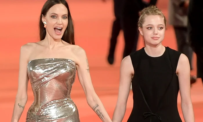 Angelina și Shiloh Jolie Pitt jpg
