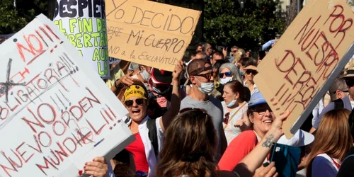 Manifestatie la Madrid impotriva restrictiilor legate de coronavirus FOTO EPA-EFE