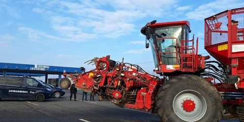 protest fermieri arad vama nadlac foto asociatia taranul nadlacan jpg