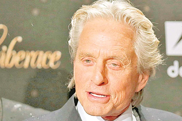 Catherine Zeta-Jones a fost prezentă sâmbătă la un eveniment în China, în loc să fie alături de Douglas la gala premiilor Emmy