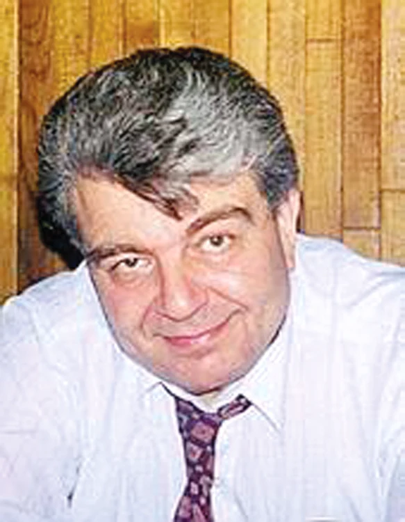 Mihail Voicu ocupă funcţia de preşedinte al Universităţii Tehnice „Gh. Asachi“