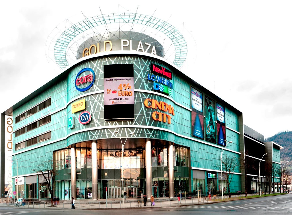 Gold Plaza împlineşte 3 ani Foto: Arhivă