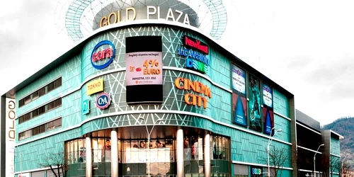 Gold Plaza împlineşte 1 an