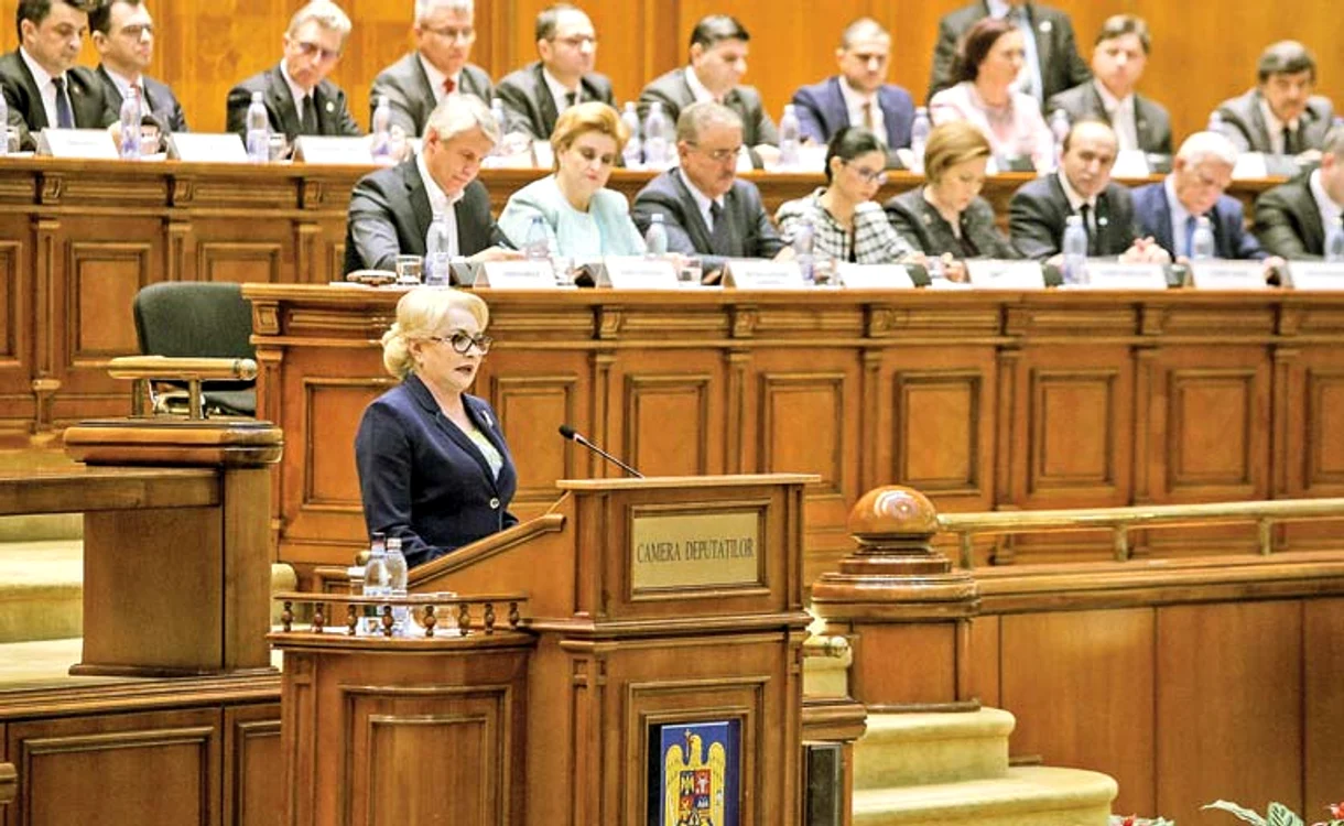 
    Premierul Dăncilă  a prezentat bugetul  în faţa parlamentarilor  