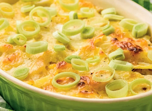 pui cu cartofi si praz jpg