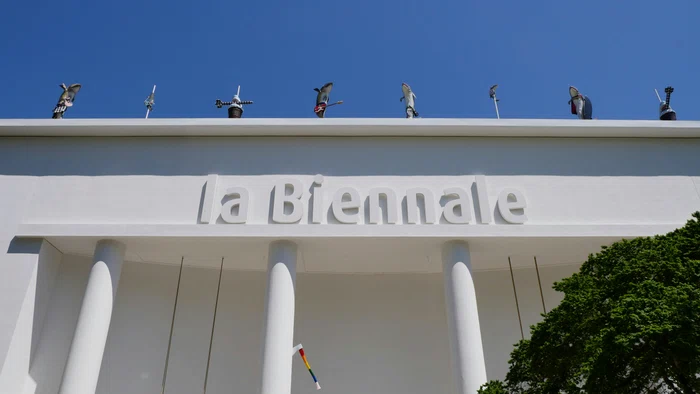 Bienala de la Veneția din acest an a început cu un scandal. FOTO: Unsplash