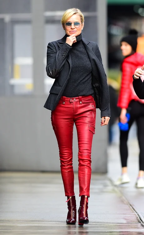 Yolanda Hadid shows off her effortless chic style jpeg