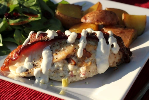 piept de pui cu sos gorgonzola jpeg