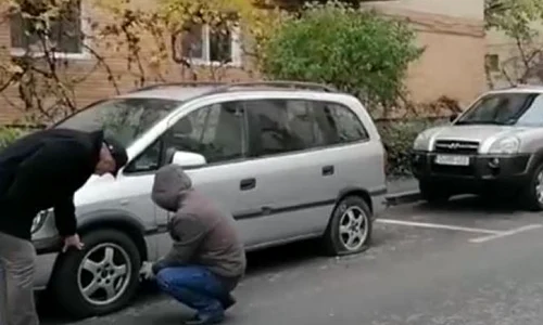masini vandalizate craiova jpeg