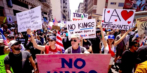 protest no kings in sua FOTO: X/@pushpendrajifan