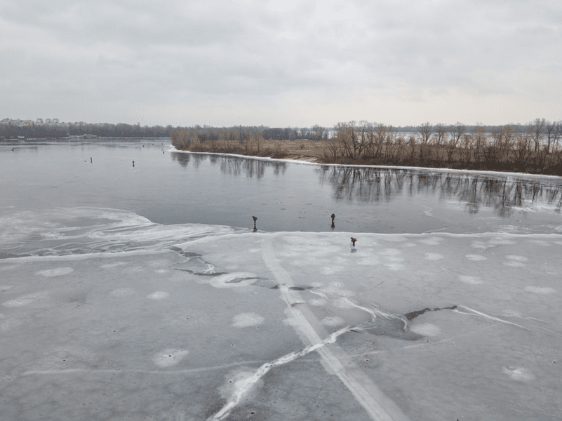 Pescari salvați de pe un banc de gheață în Minnesota