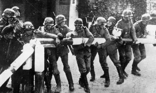 Deutsche Welle: Polonia cere Germaniei 685 de miliarde de euro despăgubiri de război jpeg