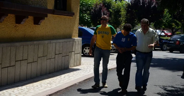 Tatăl criminal a fost condamnat