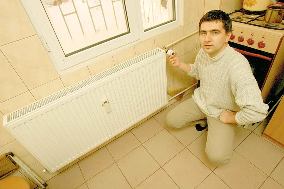 
    Cum să opreşti căldura la apartament  