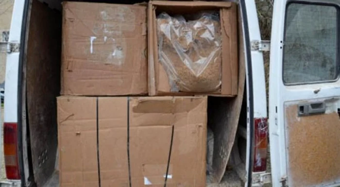 Tutunul în valoare de aproximativ 200.000 de lei a fost confiscat