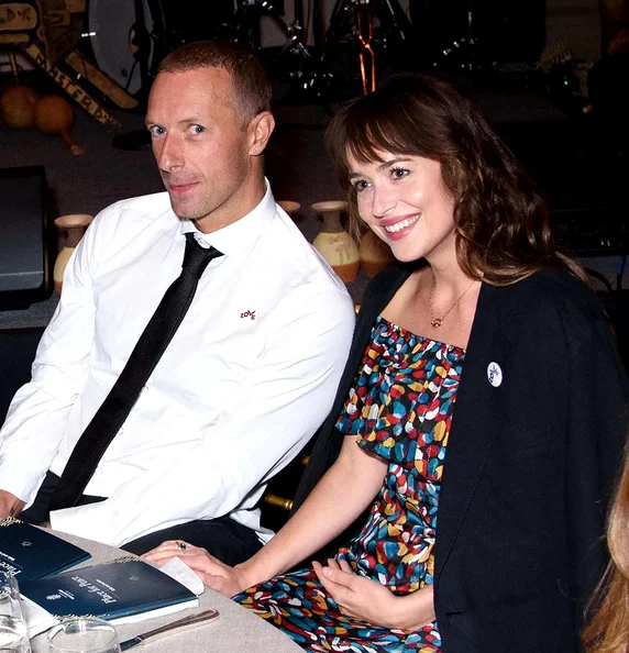 Dakota Johnson și Chris Martin au format un cuplu din 2017 FOTO: X