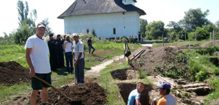 Ploieşti: Oseminte umane vechi de 2600 de ani descoperite la Târgşoru Vechi