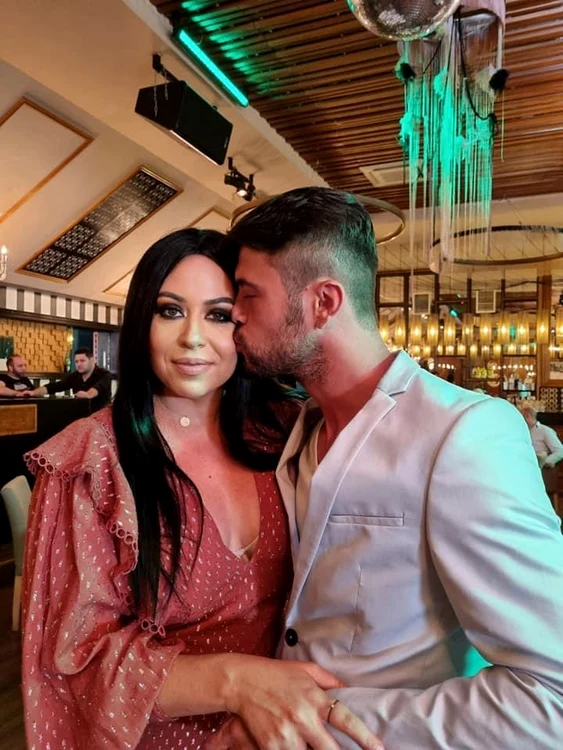 Oana Roman și Marius Elisei au decis să mai de o șansă mariajului lor