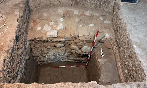 Fundația bisericii descoperite la Râmnicu Vâlcea (© Ion Tuțulescu)