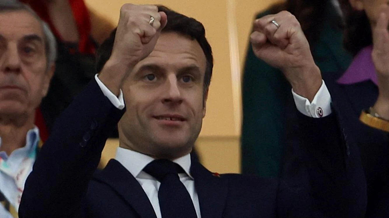 Emmanuel Macron, fericit de victoria lui PSG. Foto X