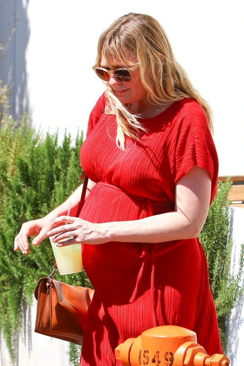 Pregnant Kirsten Dustin is stunning in red jpeg