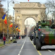 parada militara arcul de triumf Foto shutterstock 2393978453 jpg