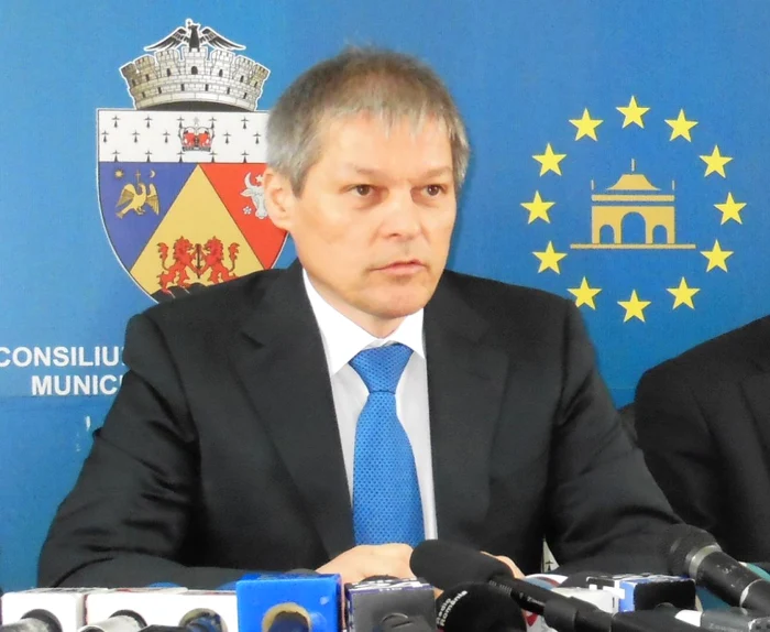 Dacian Cioloş la Alba Iulia  FOTO Dorin Ţimonea