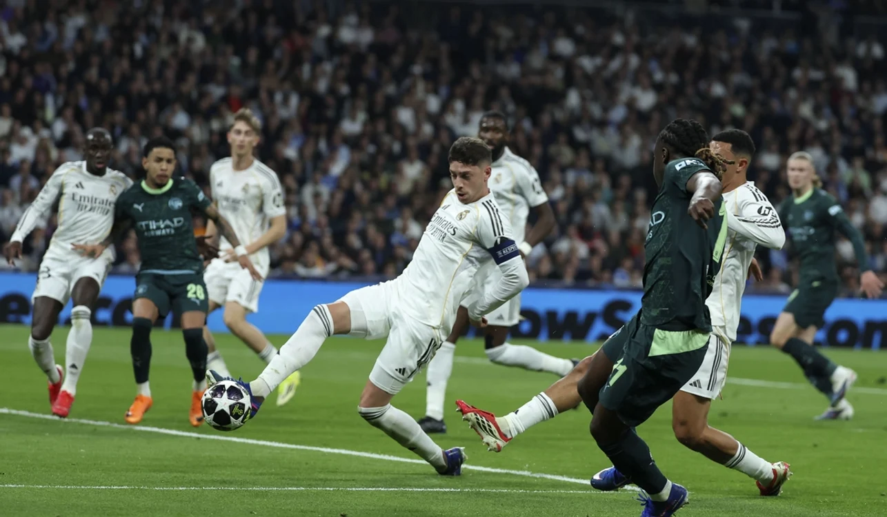 Real Madrid e pe un „butoi cu pulbere” (FOTO: EPA)
