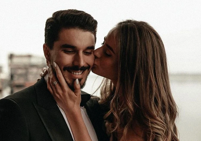 Tudor Oros este căsătorit cu cântăreața Ksenia Gulevich Sursa: Instagram