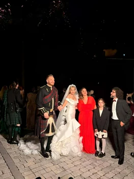 Marius Moga și soția lui, Bianca, au fost nași de cununie Foto: Facebook 