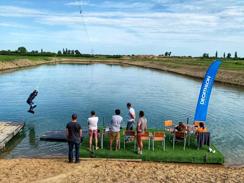 Aventură La plaja nouă