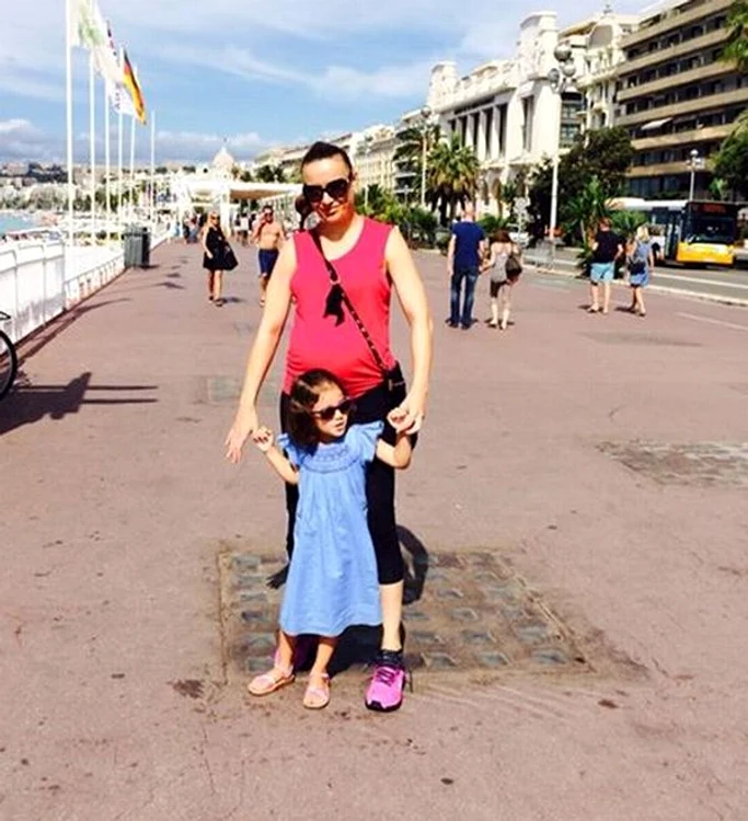 Raluca Sandu şi fiica ei, Simona