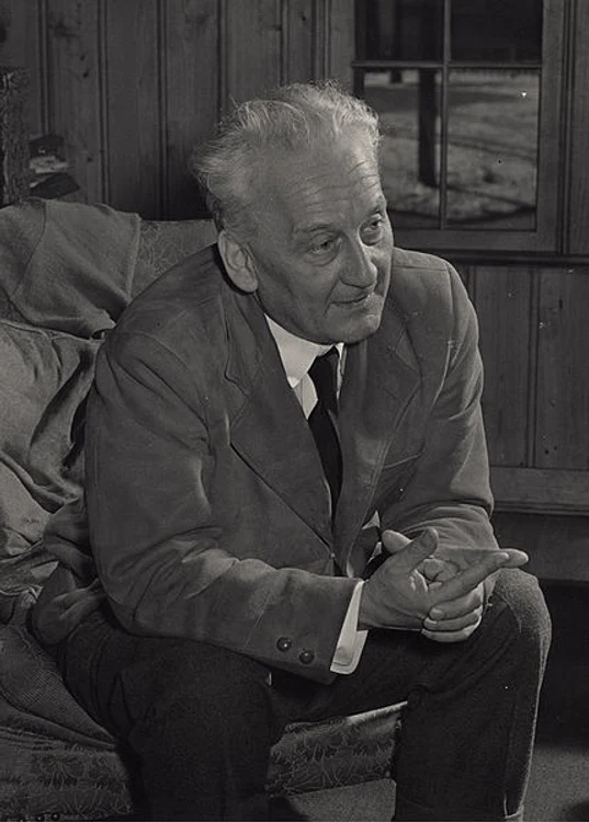 Albert Szent-Györgyi (Wikipedia)