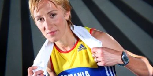 Cristina Casandra nu a reușit să fie prezentă la gală deoarece participă la Campionatele Europene