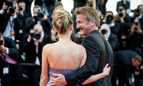 Montée des marches du film "The Last Face" lors du 69ème Festival International du Film de Cannes jpeg