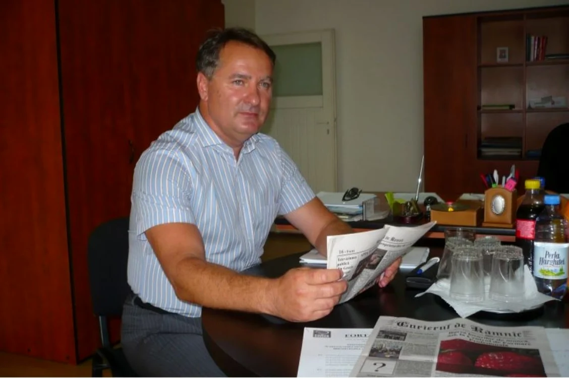 Laurenţiu Baranga pe vremea când era liderul organizaţiei Vâlcea a partidului Forţa Civică Foto Curierul de Râmnic