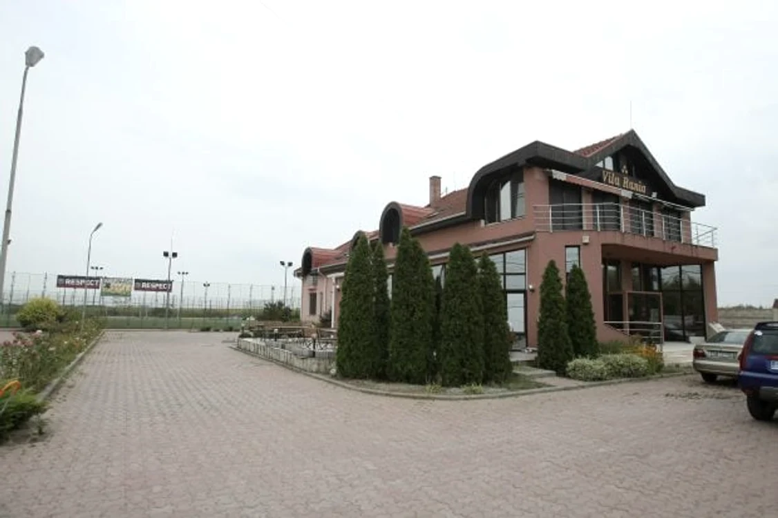 Așa arăta baza famiiei Prodan, cu Vila Rania, în 2016   FOTO Dumitru Angelescu (Libertatea)