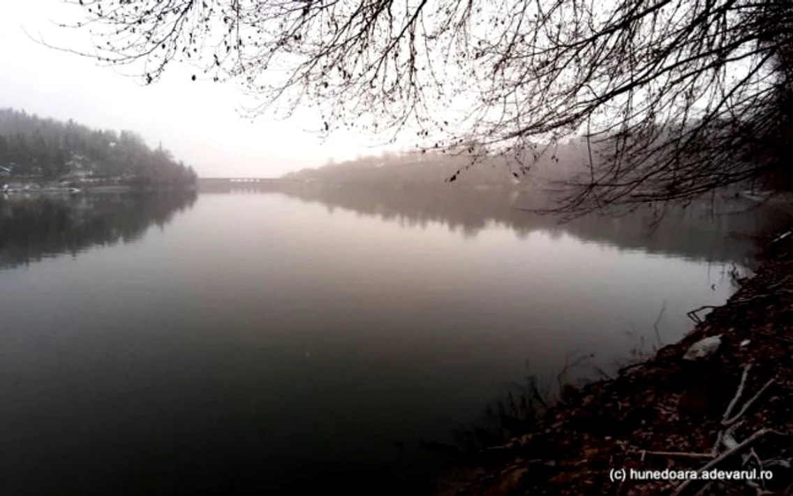 lacul cincis hunedoara foto daniel guta adevarul